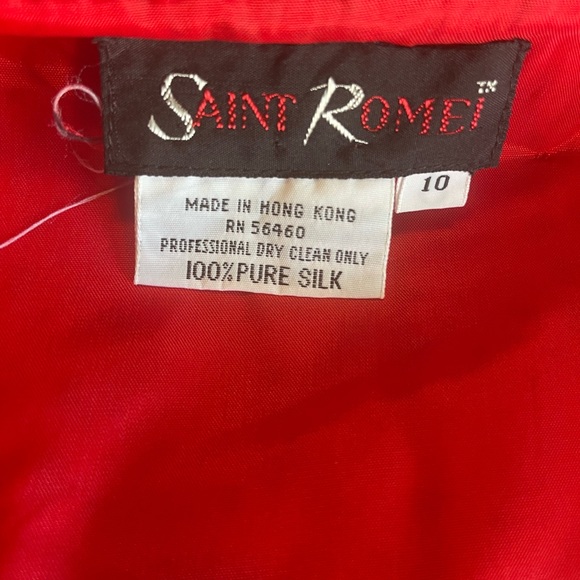 Beautiful silk red jacket - Picture 5 of 5